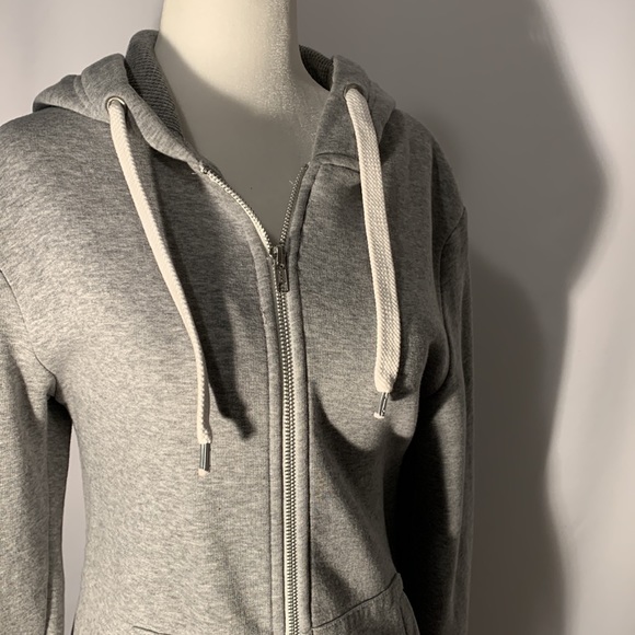 Divided Size S - Picture 2 of 8